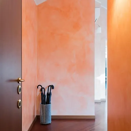 Apartment Plum Guide - Peach Pip Como